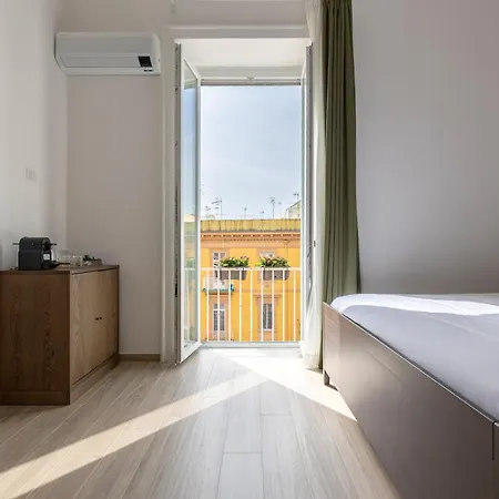 Riviera Collection Chiaia 4*